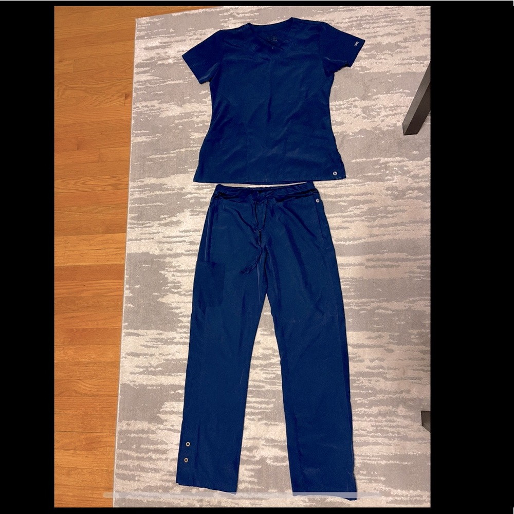 Barco One Scrub Set